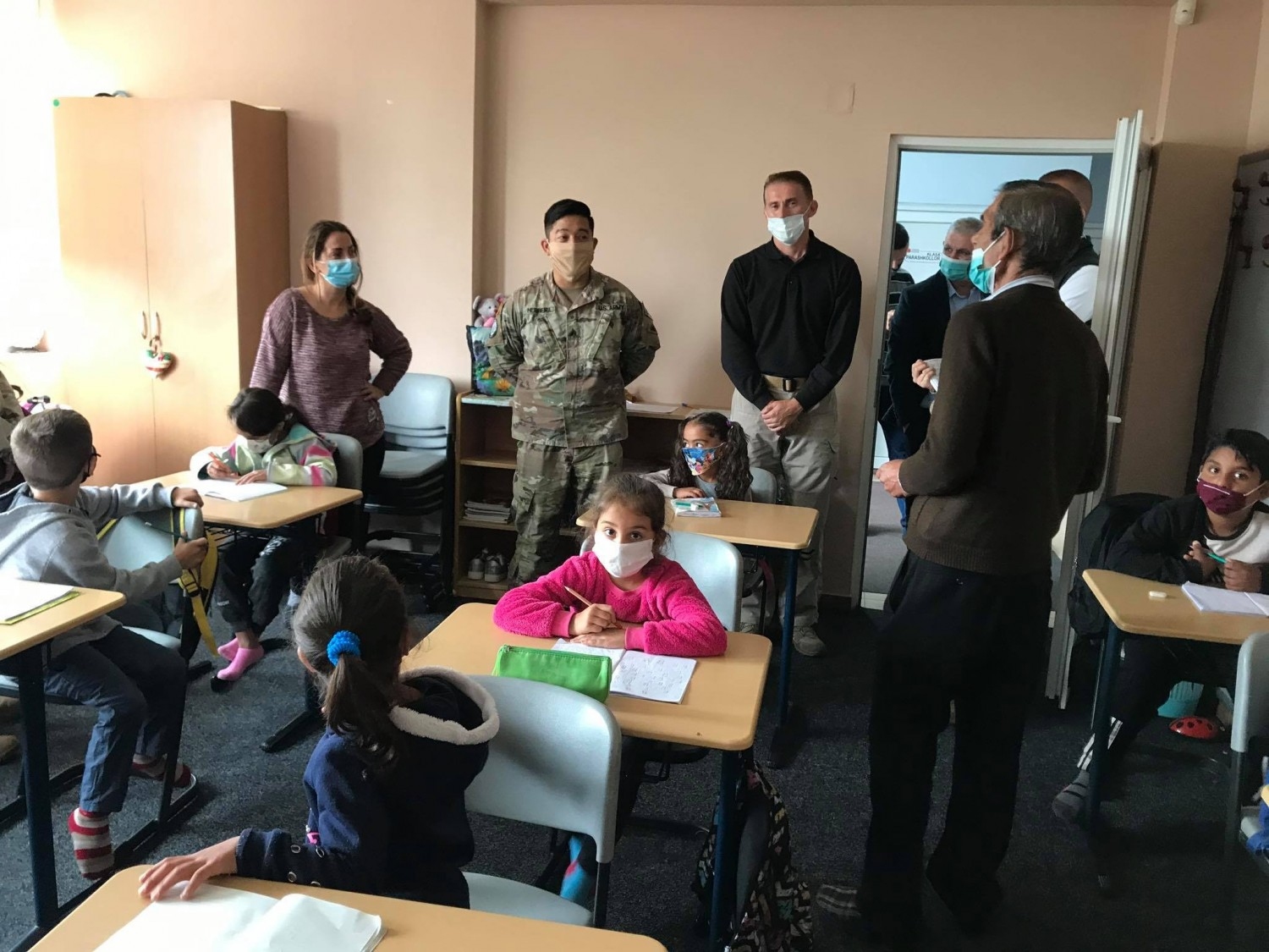 KFOR-i Italian dhe Amerikan mbështesin Qendrat Sociale-Edukative të Caritas Kosova